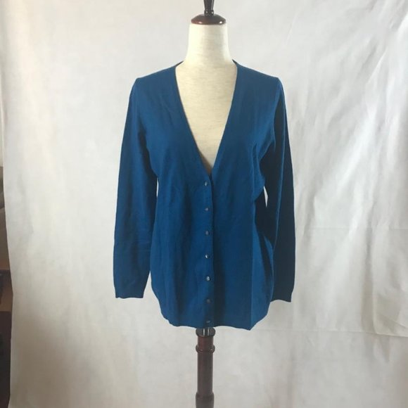 NWT Ann Taylor Dark Ocean Blue V-neck Button-up Cardigan Sweater Size L - Picture 4 of 5